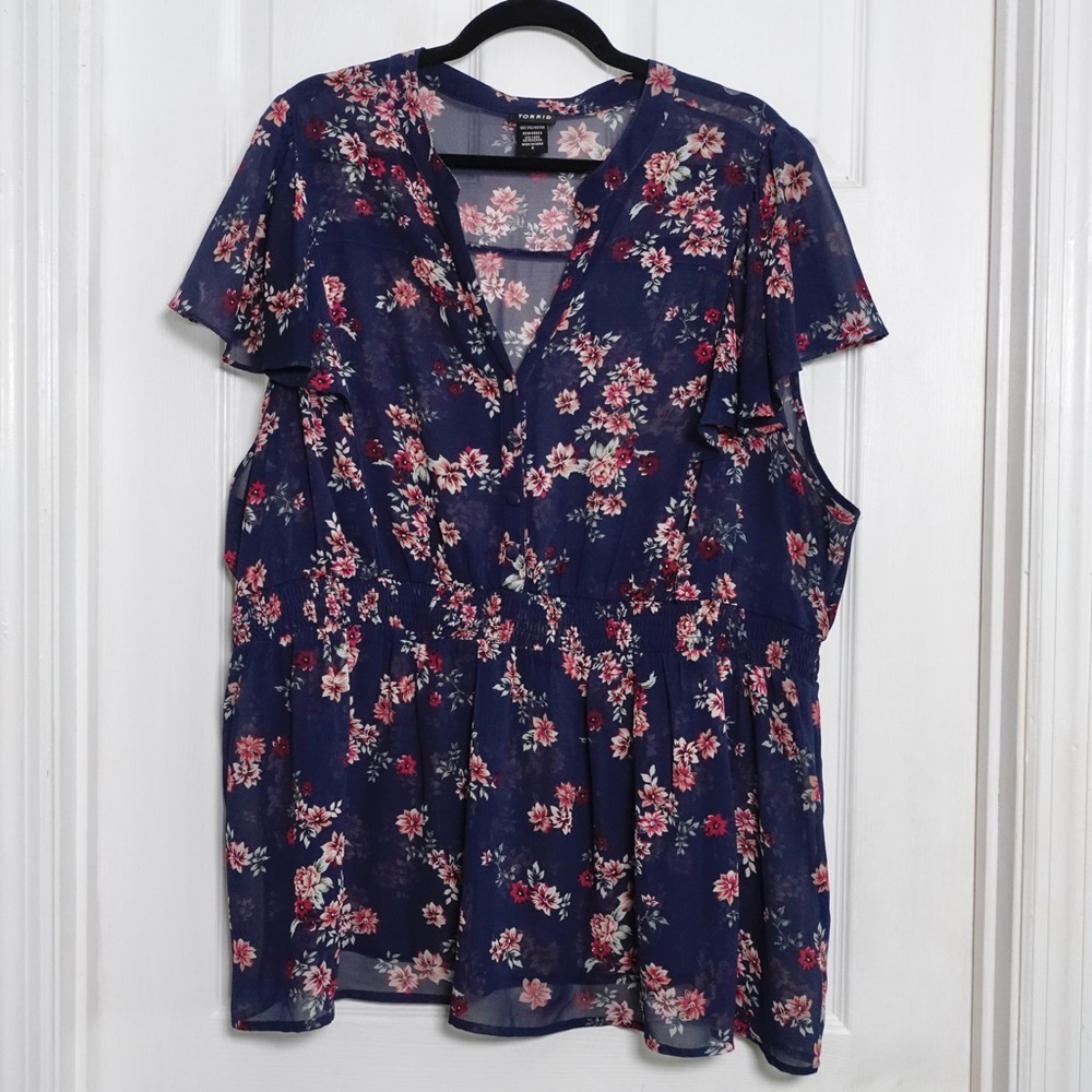 Torrid navy floral flutter sleeve babydoll